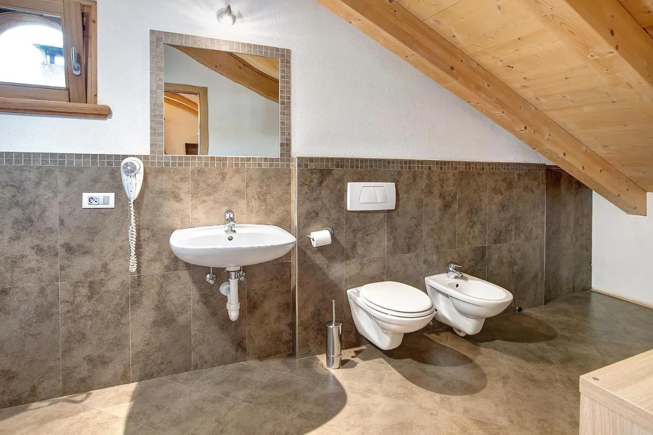 Castagne Baitel Li Pigna Apartman Livigno