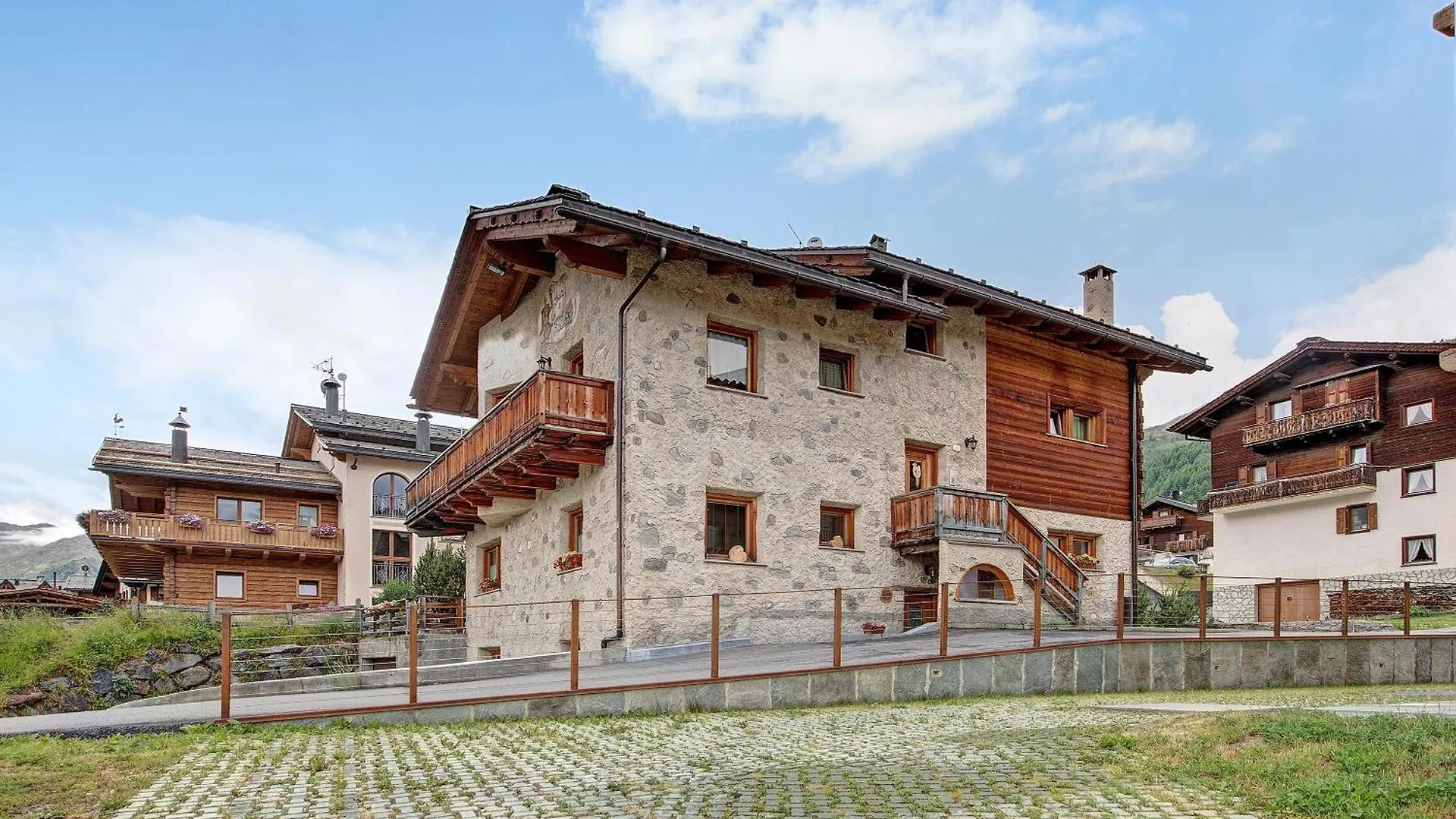 Appartamento Castagne Baitel li Pigna Livigno 0*,  Italia